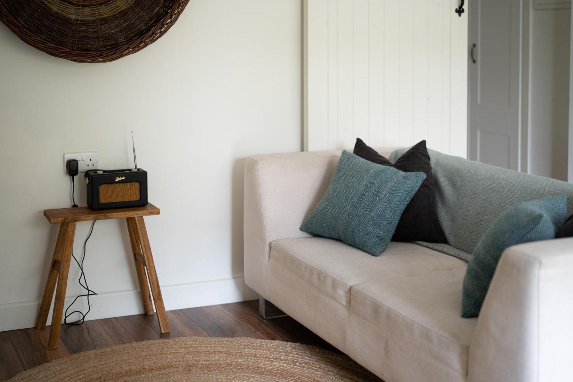 The Roost Apartment Westport Ngoại thất bức ảnh