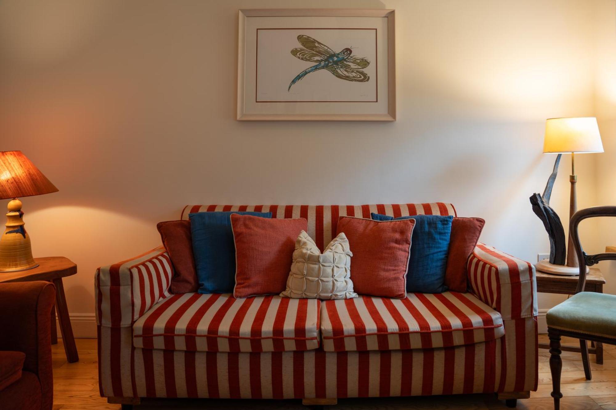 The Roost Apartment Westport Ngoại thất bức ảnh